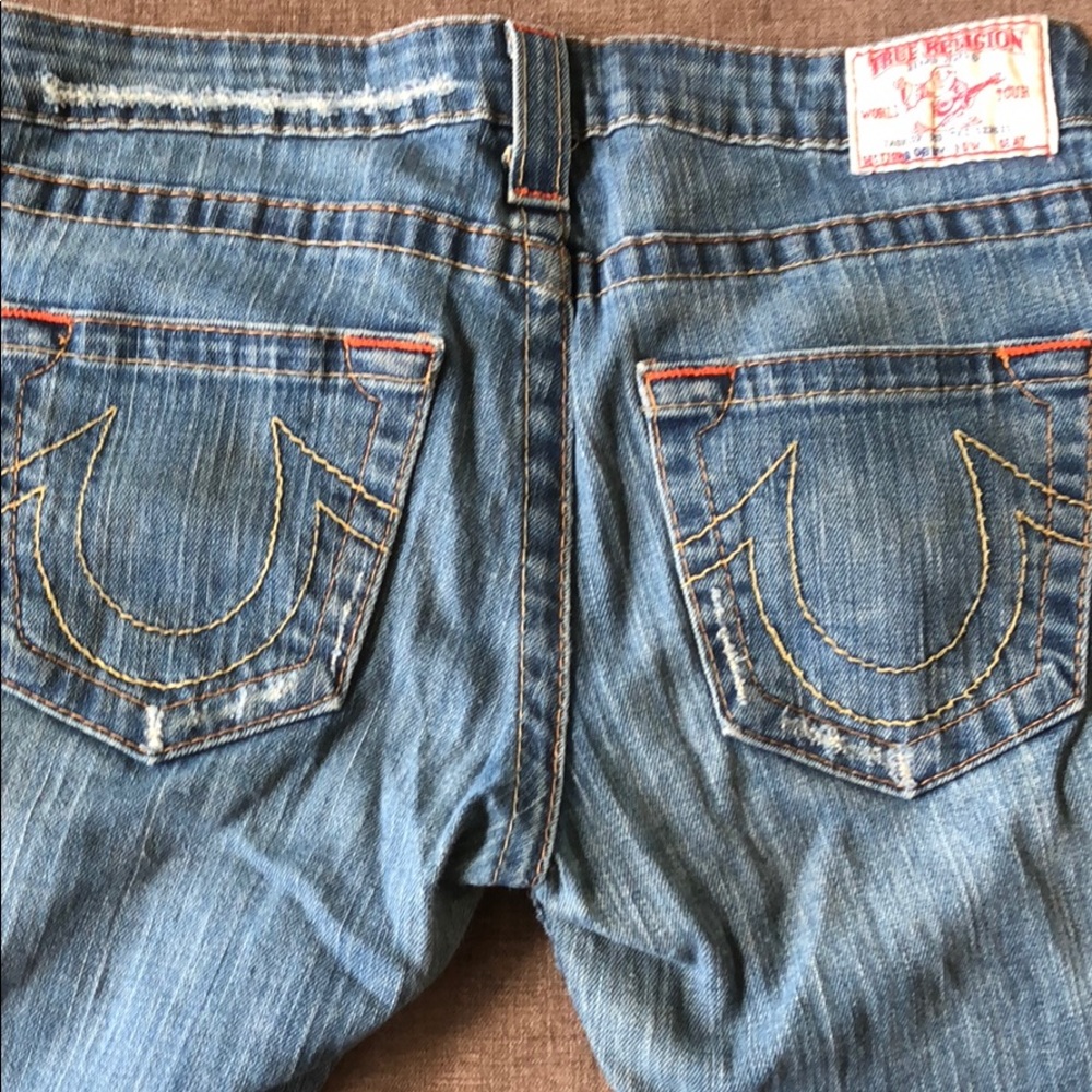 True Religion frayed bottoms sz. 29